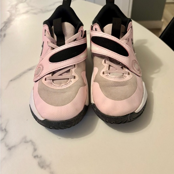 Nike Pink and Black Velcro Sneaker | Nike Kids' Grade School Team Hustle - Picture 4 of 6